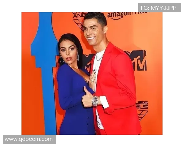 世界上女友最多的足球明星是谁他是如何管理私人感情生活的