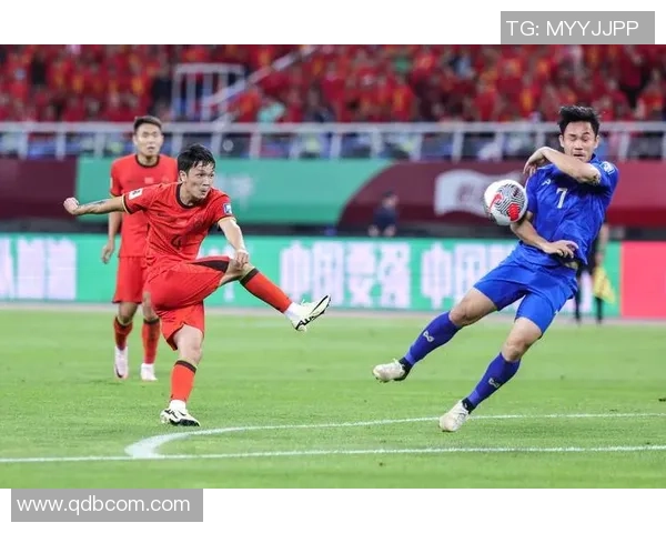 中国足球明星年薪揭秘 盘点顶级球员收入及背后的市场价值分析