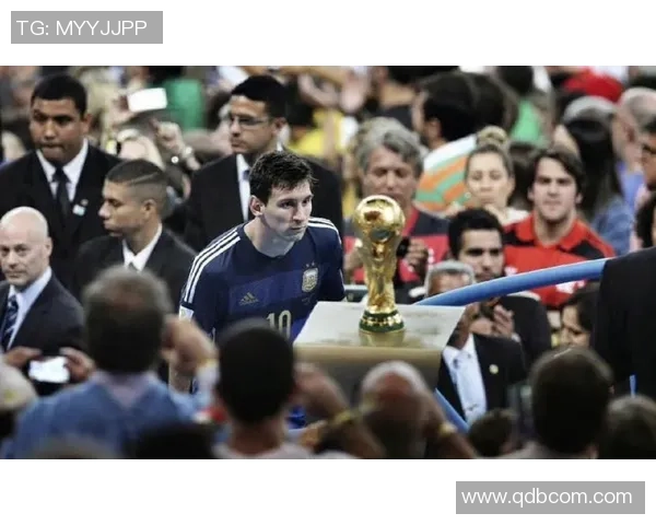 全球足球明星排行榜揭晓梅西和C罗依然占据领先地位