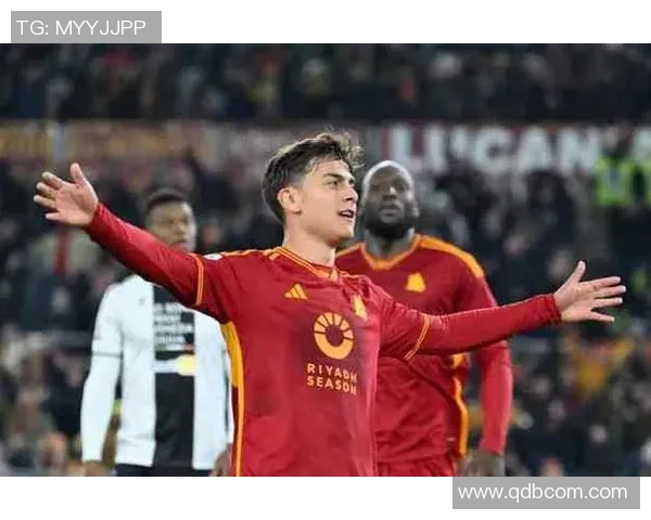 卡通版足球球星迪巴拉展现足球魅力与热血青春的精彩瞬间