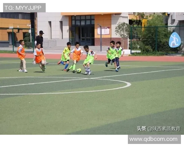 怡园足球星级班助力青少年足球梦想全面提升技巧与素质发展